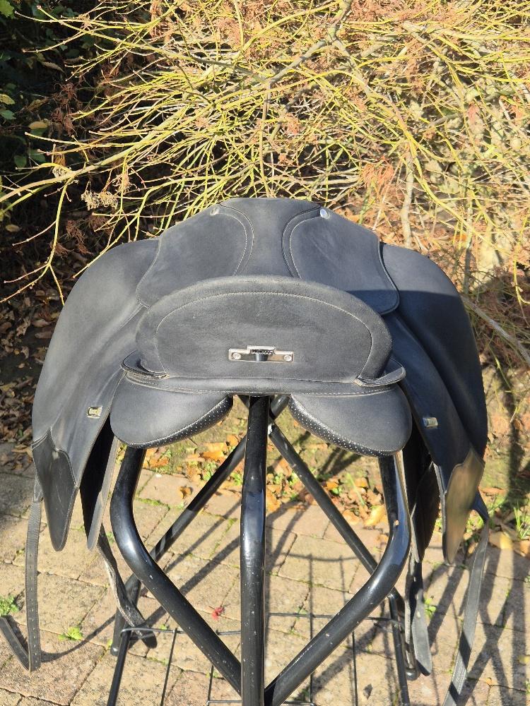 20251108 124323 resized